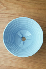 Load image into Gallery viewer, April Plastic Brewer ( Blue )
